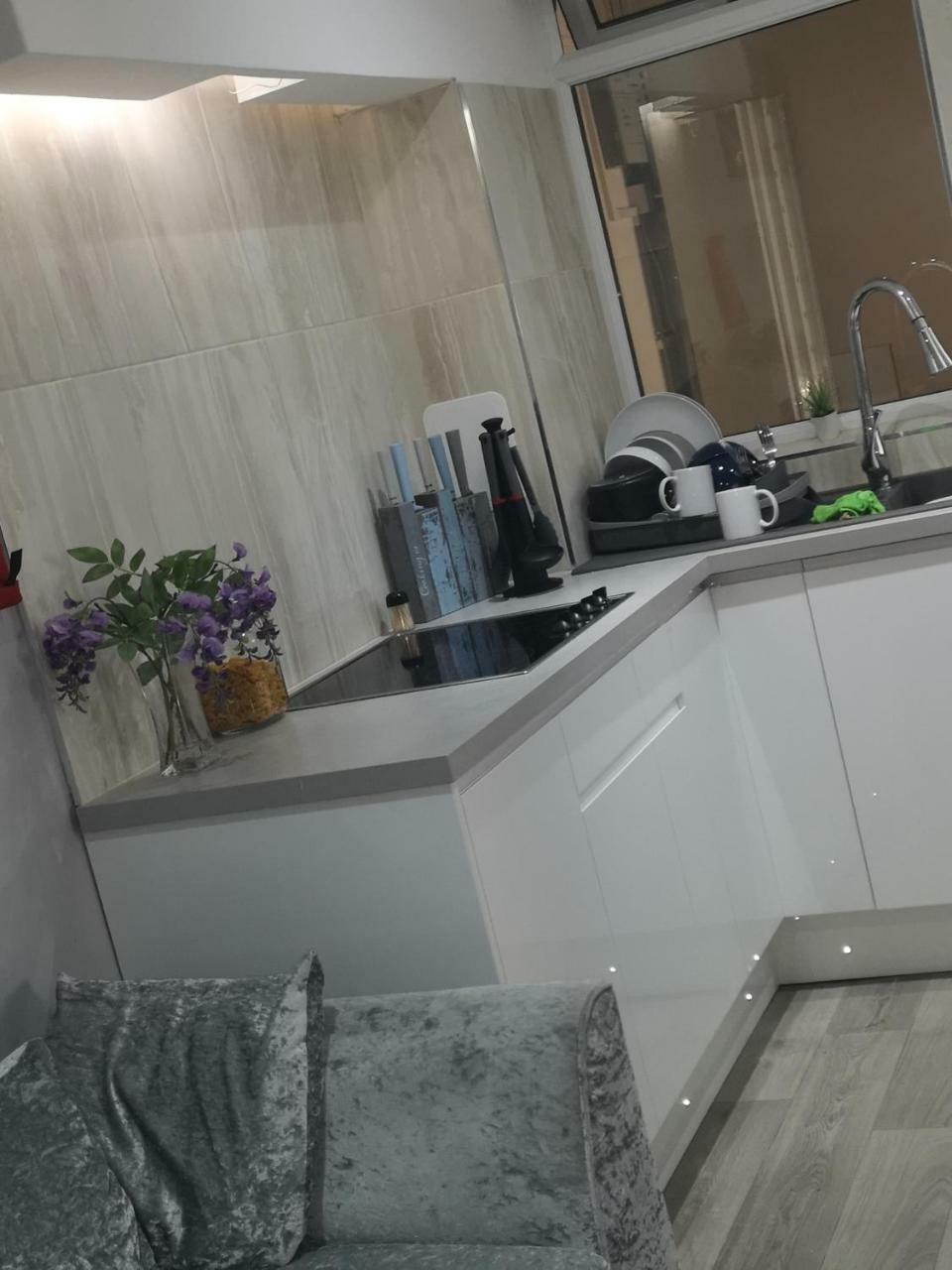 Red Carpet Guesthouse Ридинг Экстерьер фото