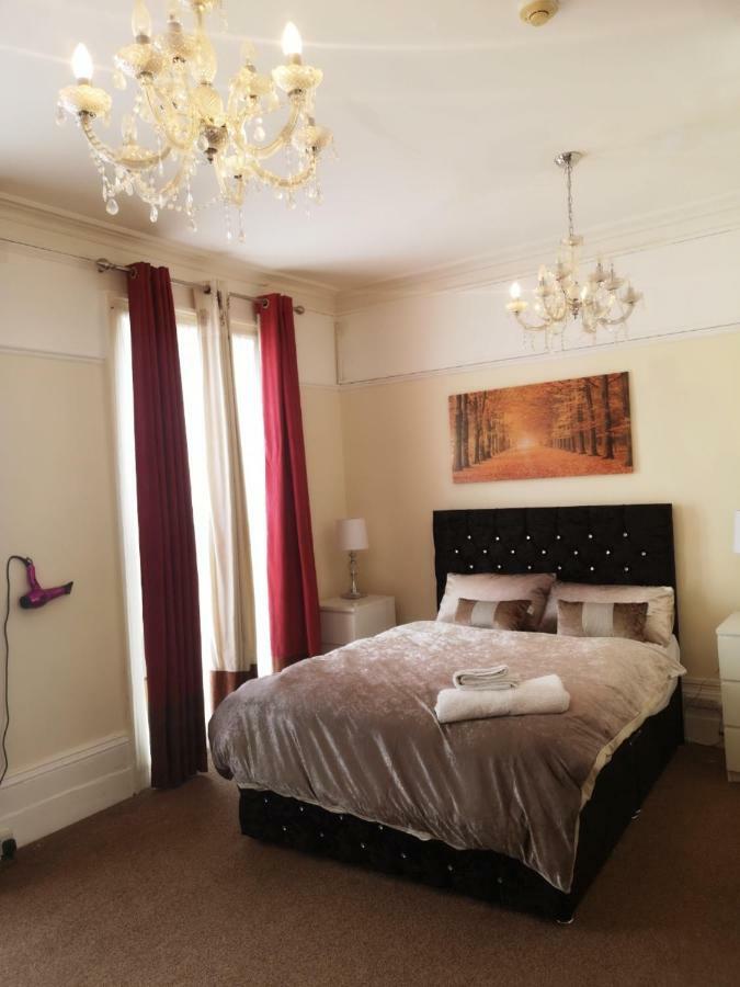 Red Carpet Guesthouse Ридинг Экстерьер фото